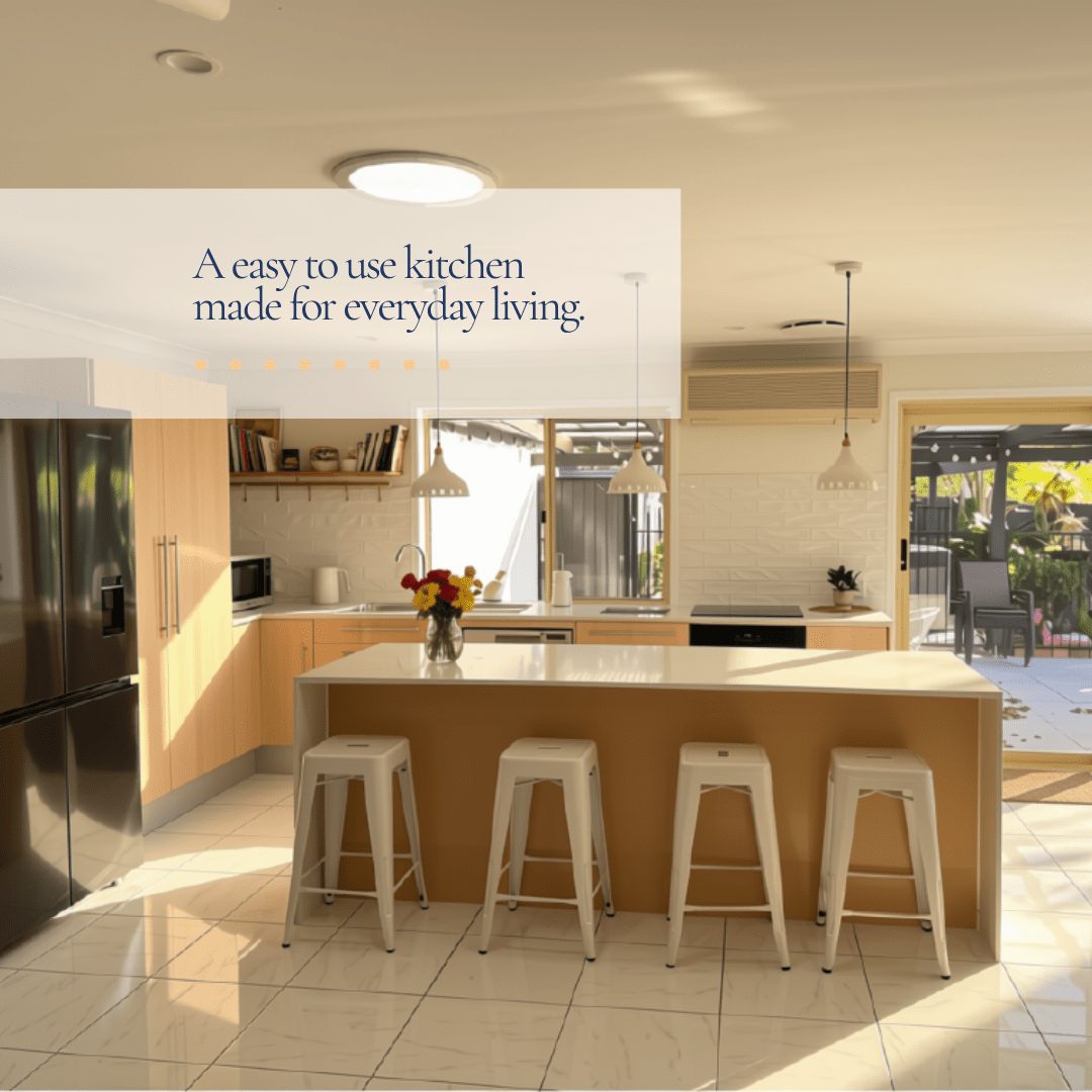 Kitchen with breakfast bar